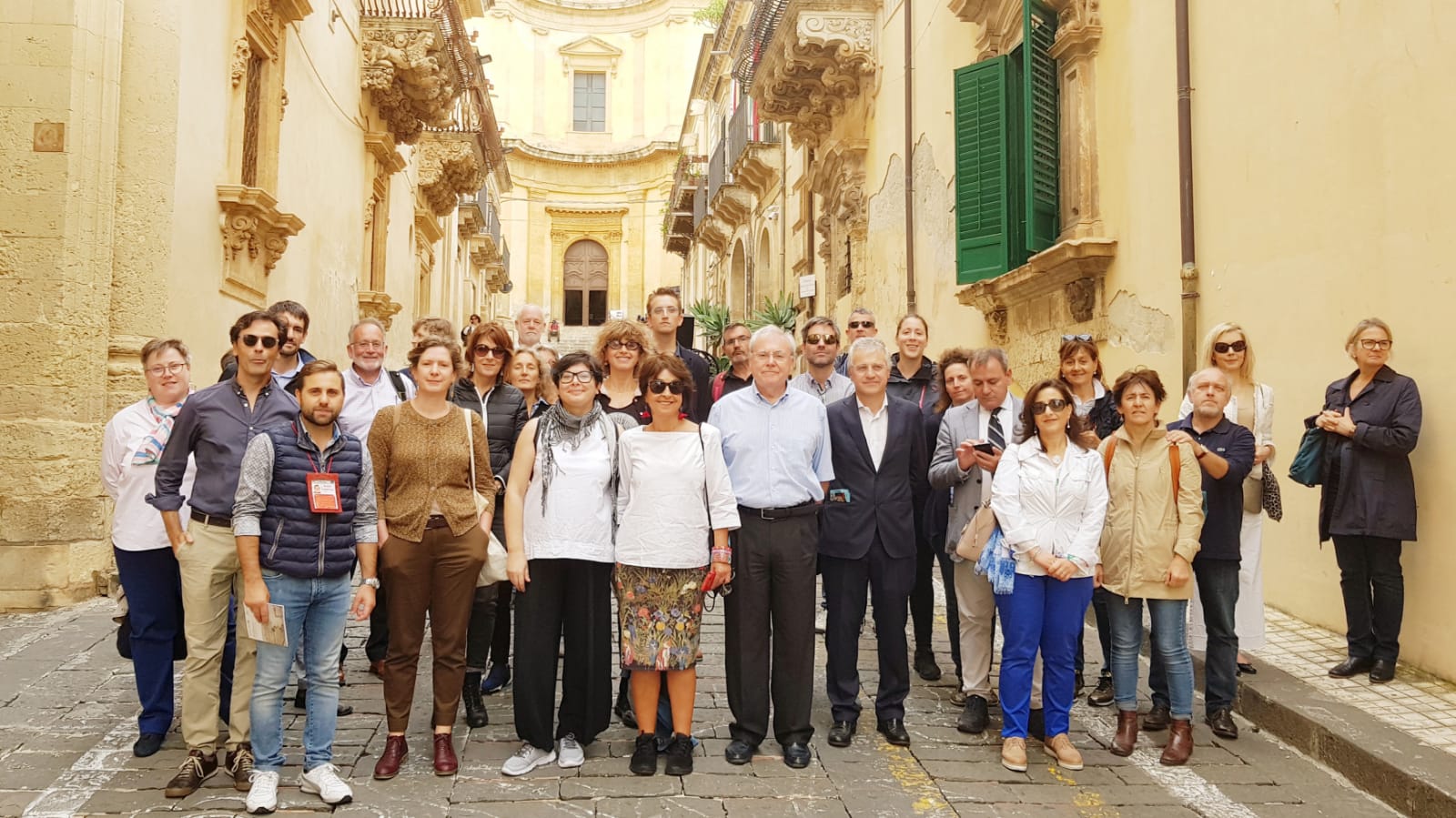 Els representants dels Patrimonis Mundials, durant la seva visita al conjunt arquitectònic barroc de Noto.