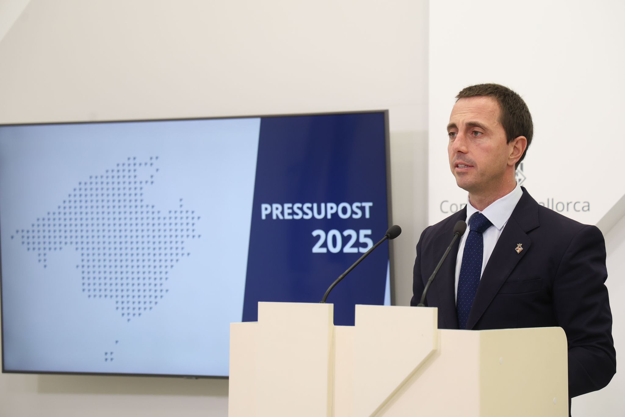 El presidente del Consell, Llorenç Galmés, durante la presentación de los pressupuestos de 2025.