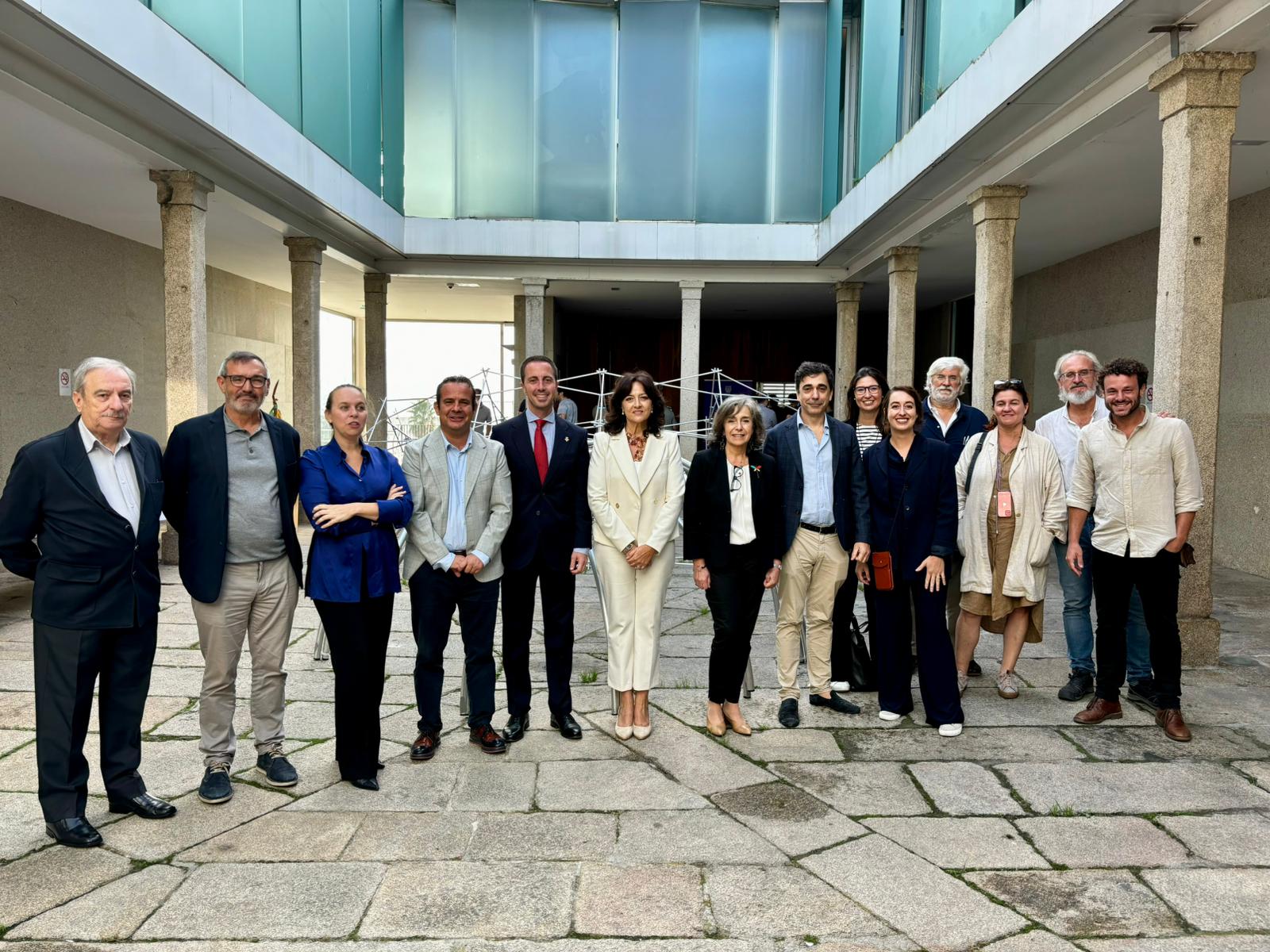 Foto de grup amb tots els membres de l'Alianza de Paisajes Culturales