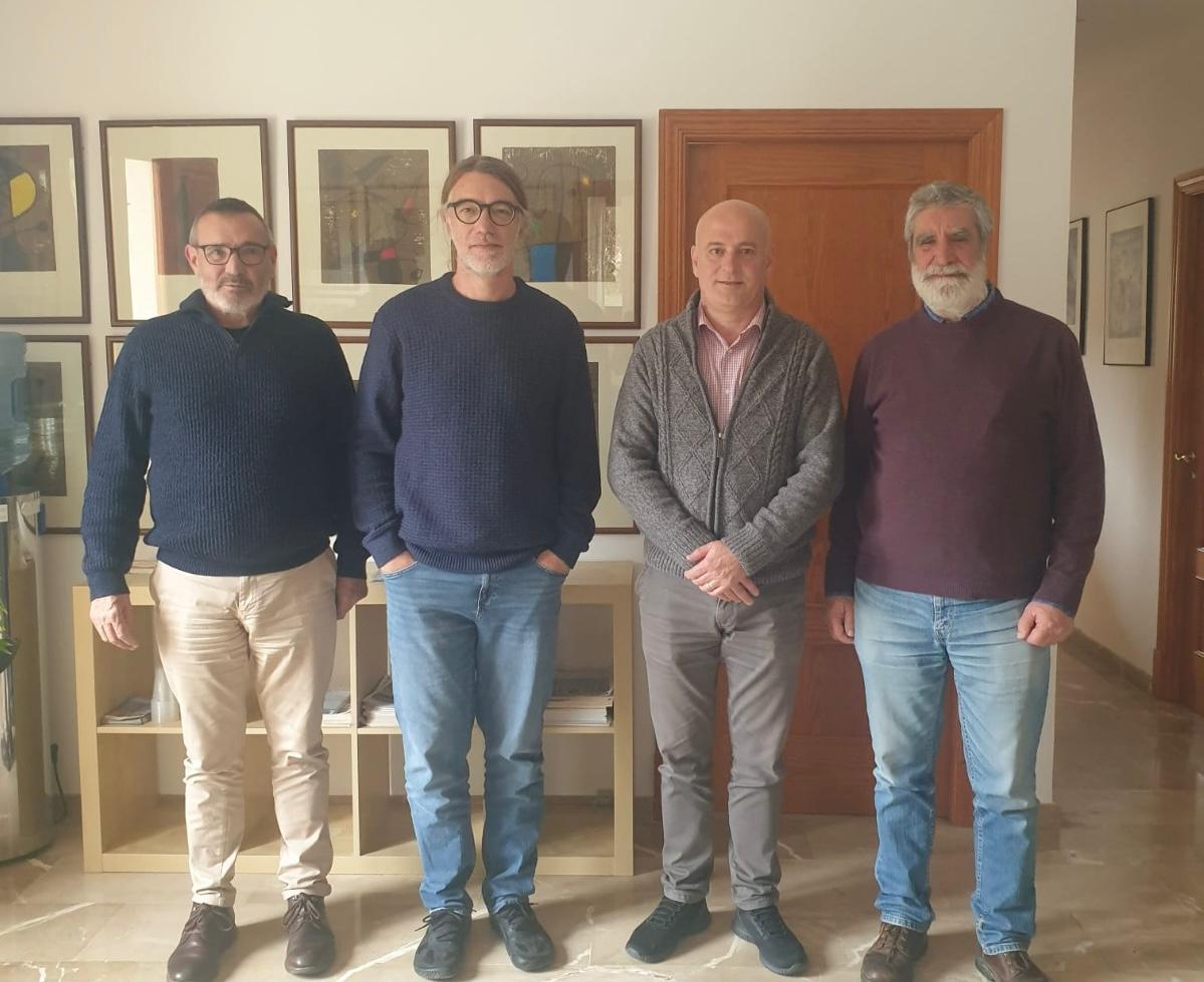 El director insular, Antoni Solivellas, visita Puigpunyent