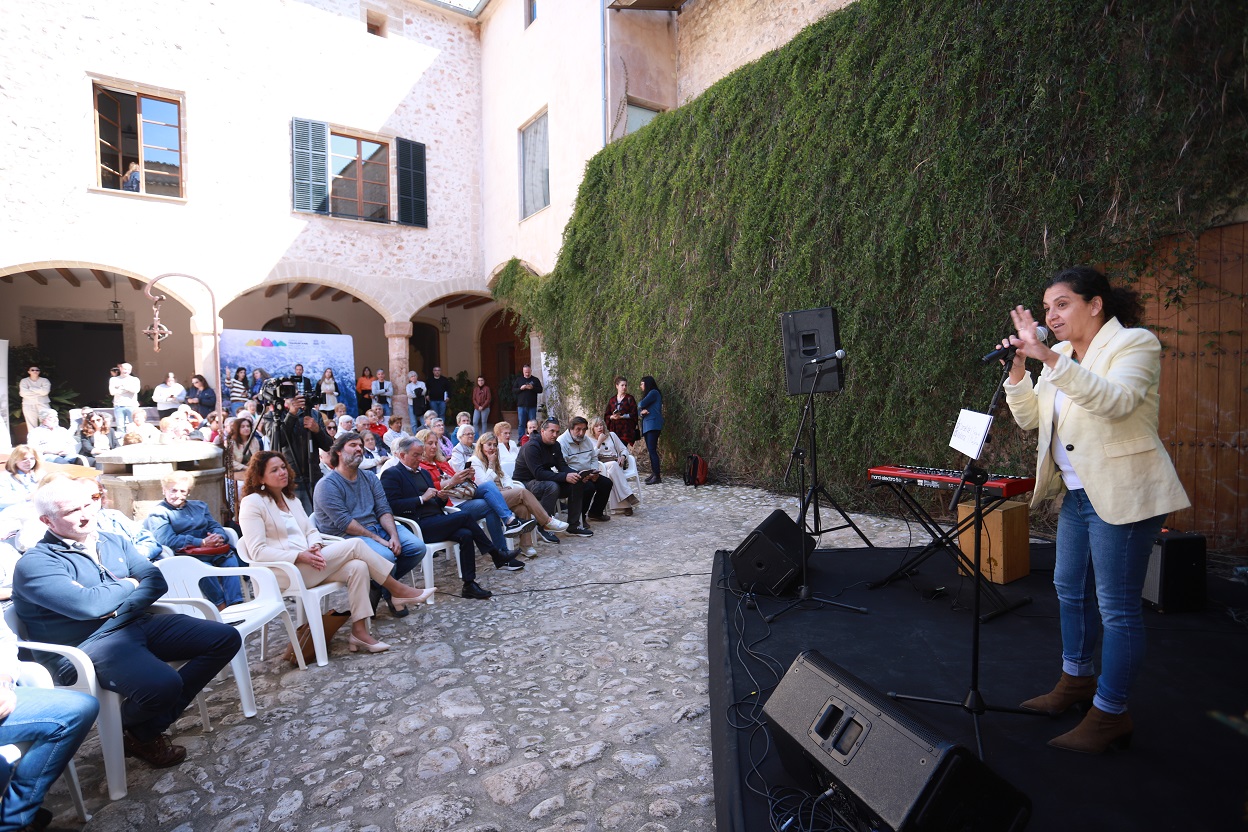 Cladera inaugura l'Espai Collidores al Centre Serra de Tramuntana de Raixa