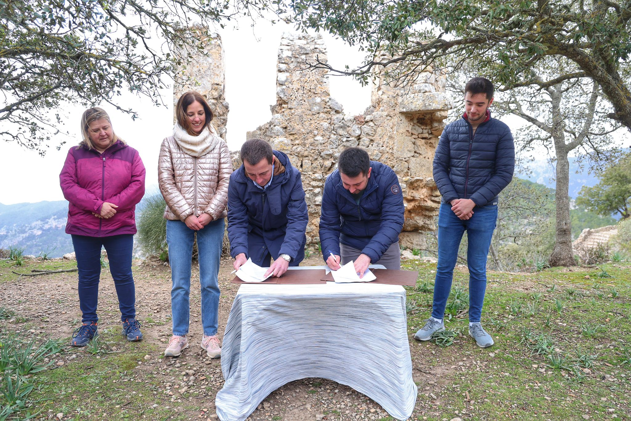Moment de la signatura del conveni