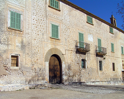 Es Capdellà i finca pública de Galatzó